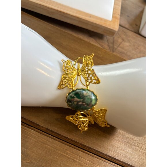 Gold Butterfly Cuff Bracelet With Green Stone Centerpiece Handmade Adjustable Je - Picture 9 of 10